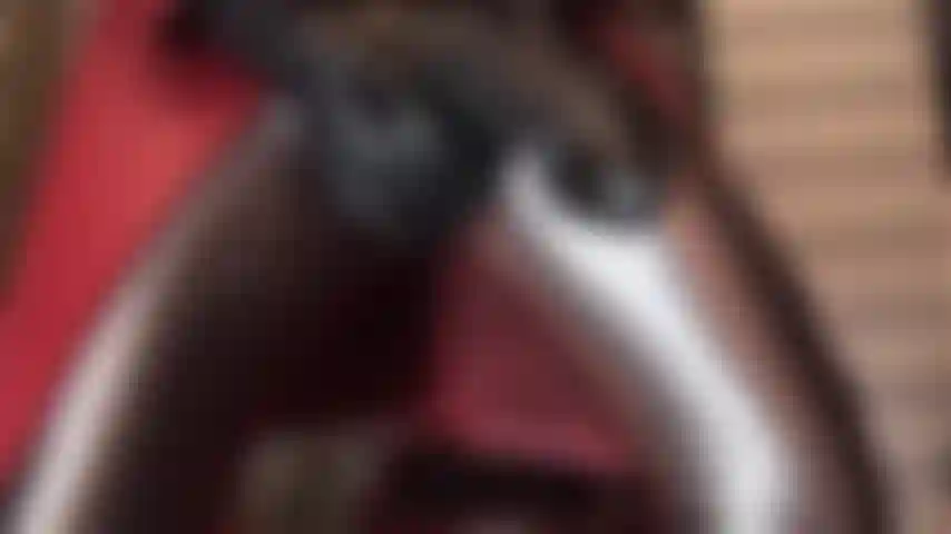 Size queen strap-on-dominanz – herrin vivian fixiert deinen arsch und füllt deine kehle mit ihrem fettesten und fleischigsten bbc.