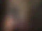 Pegging in einem glänzend schwarzen pvc-bodysuit mit einem riesigen großen schwarzen schwanz. Meine strap-ons können nicht groß genug für deine hungrigen schlampenlöcher sein. Herrin füttert dich mit ihrem großen schwarzen schwanz.