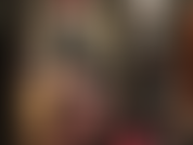 Trink meinen spucke und schluck meinen bbc. Dieser strapon ist für dich, meine gierige schwanzhure.