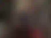 Festgebunden von deiner herrin in glänzendem pvc und hohen stiefeln. Ein großer schwarzer schwanz wird nicht genug für dein hungriges fickloch sein, also fickt dich die herrin mit zweien.