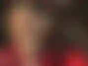 Sexy rote nylonstrümpfe, gefolgt von unglaublich glänzenden strumpfhosenschichten. Wow! So glänzend!