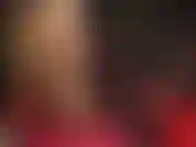 Arsch und beine in glänzenden strumpfhosen und high heels.