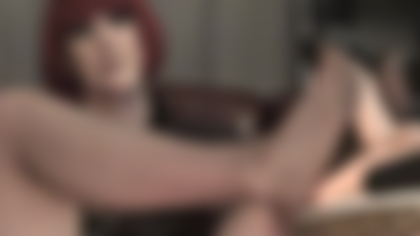 Strumpfhosen-footjob mit den beinen auf dem tisch – die herrin sammelt das sperma mit ihren sexy zehen und sohlen aus nylon und bringt sie mit ihren lederhandschuhen an ihren füßen zum höhepunkt.