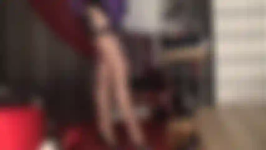 Unglaublich sinnliche und sexy vintage-strümpfe und strumpfhalter, die ihren schwanz nach aufmerksamkeit betteln lassen.