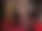 Diese beine und füße in hauchdünnen nylons sind ihre größte schwäche. Genießen sie dieses sexy und sinnliche necken mit strümpfen und strumpfbändern.