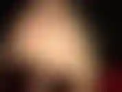 Streichle die nackten, glänzenden strumpfhosenbeine und den perfekten hintern der herrin!