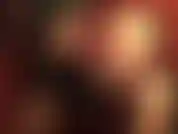 Du brauchst einen guten fick! – Herrin schaut dir tief in die augen, während sie ihren großen schwarzen schwanz in dich stößt, ihre nylonschenkel an deinem hintern reibt und dich mit ihrem leckeren spucke füttert.