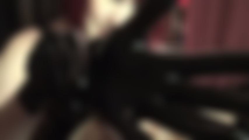 Glatte schwarze latexhandschuhe, fetisch-teaser.