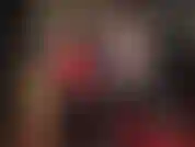 Oh, du liebst latex, ich auch! Lass uns deine sexy schwarze lieblingsbluse anziehen und deinen schwanz richtig reizen, ja? :-).