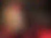 Für manche schlampen ist ein gutes pegging nur mit einer besonders glänzenden strumpfhose komplett, die bei jedem stoß an der rückseite ihrer oberschenkel reibt.