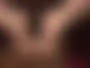 Herrin zeigt ihre sexy hohen nackten fußgewölbe.