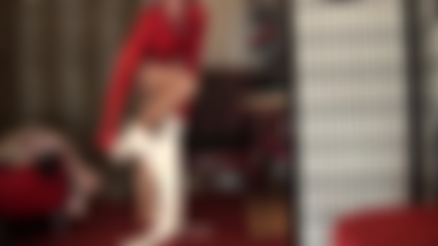 Schwanztrampling, eichelfolter in hautfarbenen strumpfhosen – ihr sklavenschwanz braucht dringend die aufmerksamkeit der strumpfhosenfüße und -schenkel der herrin …