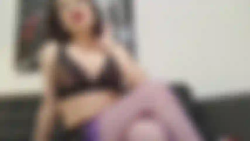 Ich spritze, während du meine füße siehst.