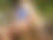 Pussy flash am strand im freien in der öffentlichkeit.