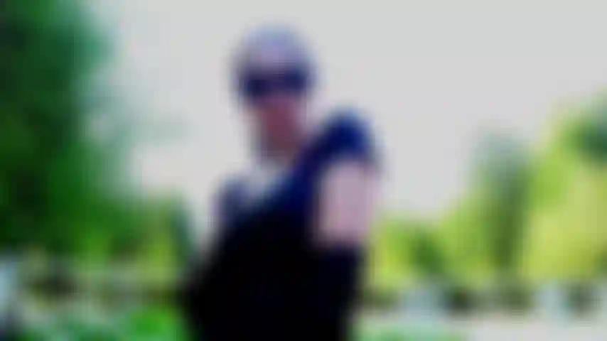 Göttin rauch in seidenhandschuhen im freien, vermisse sexy, nicht nackten fetisch.