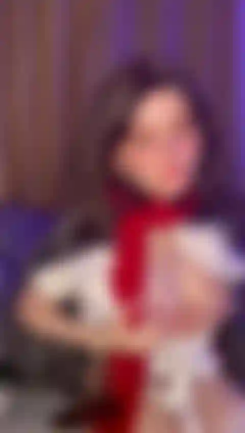 Mikasa ackerman ist heiß.