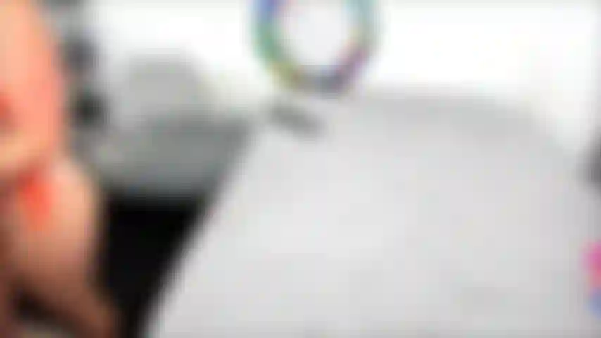 Epische spritzerin! Leichte masturbation verwandelte sich in einen intensiven squirting-orgasmus!!