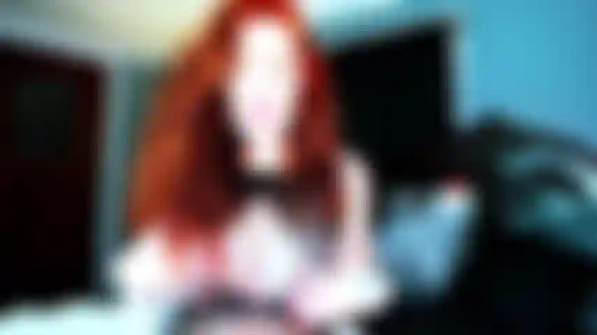 Die dildos mit viel spucke lutscht.