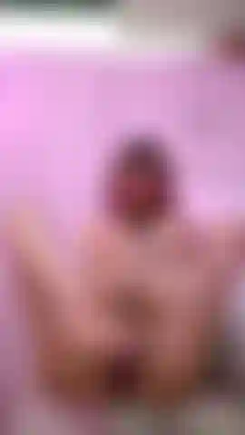 Fußfetischistin mit strümpfen.