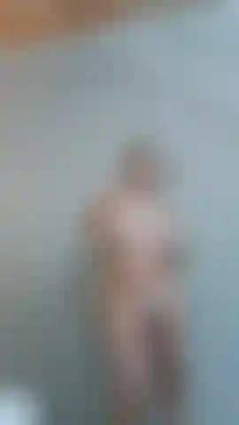 Die sexy nackt tanzt.