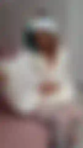 Christmas masturbation with your MILF