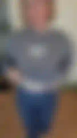 Schau mir zu, wie ich mich für die dusche ausziehe.