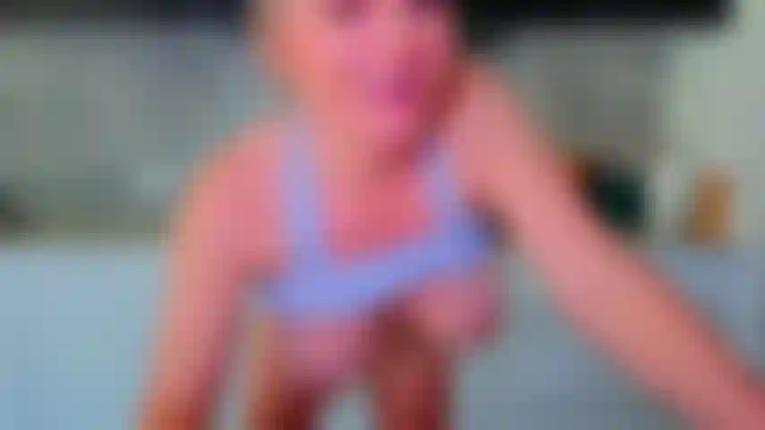 Spaß in der küche! Das kochen wurde zum ficken und ich bereue es nicht! Pov blowjob, titty fucking, doggy, vibrator und live orgasmus.