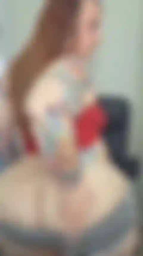 Ein neues pov-hündchen, ein domina-rollenspiel mit einer reifen dame.