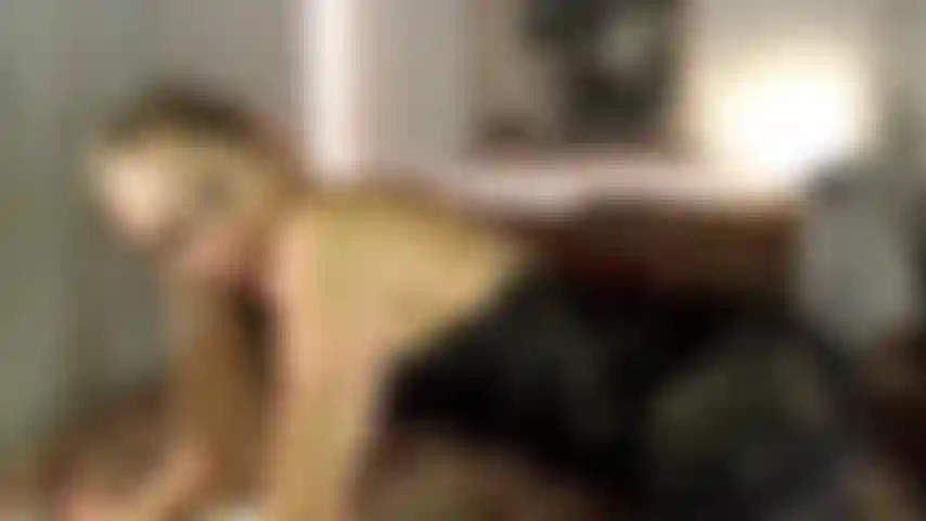 57. Wenn du einen heißen puma im hotel abholst.