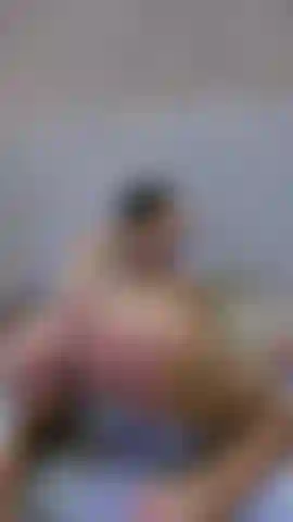 Willst du von mir geritten werden? . Schau mich an und genieße es.