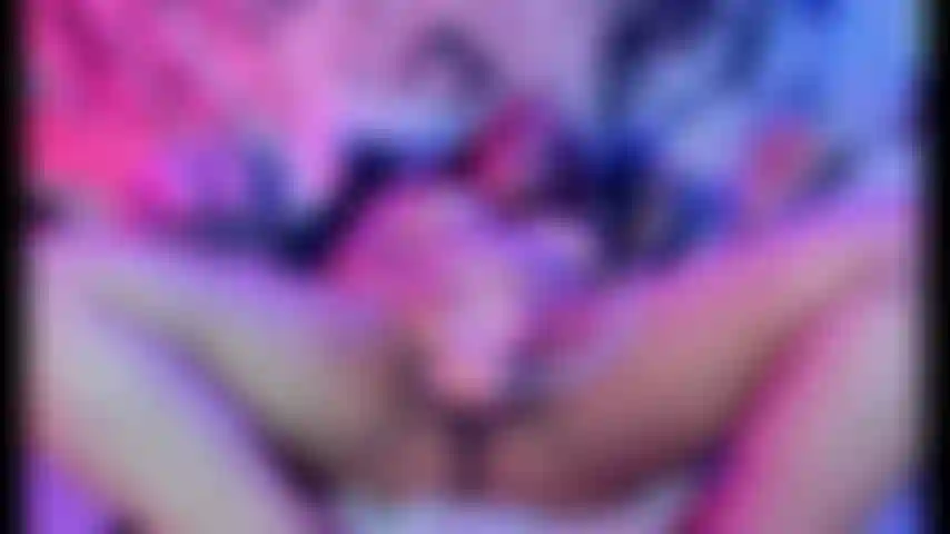 Ein sehr schnelles sperma in meiner nassen muschi.