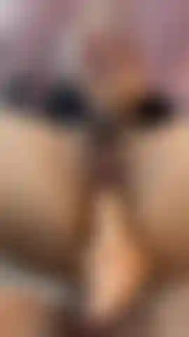 Ich ficke meinen dildo und spritze zu schnell.