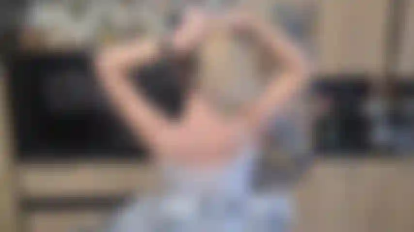 Mache drei verschiedene pferdeschwänze.