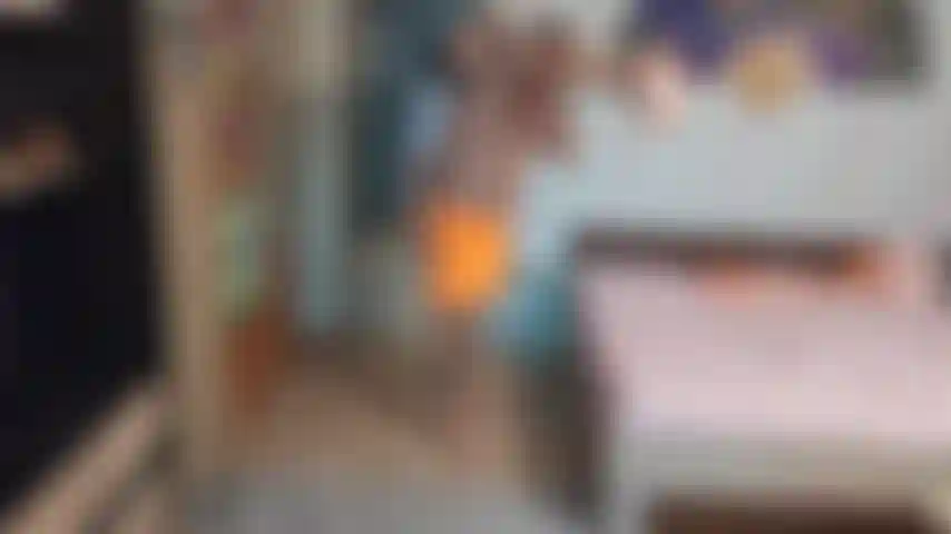 GONZO CARRY ME OVER HIS SHOLDER