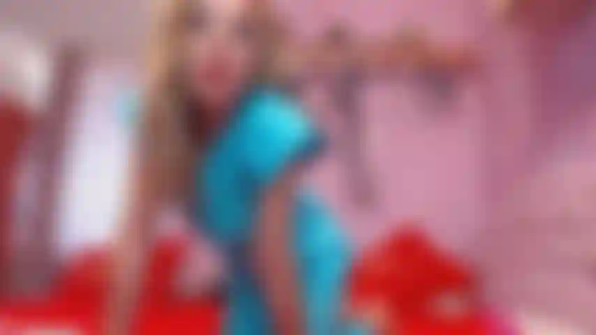 4 K-krankenschwester belohnt arzt mit handjob.
