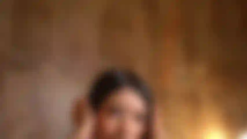 Sometimes shy and sometimes very daring! which one do you prefer?