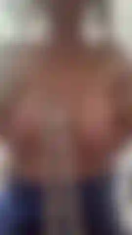 Dildo tit wank