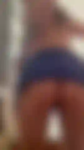 Vaping and dildo riding