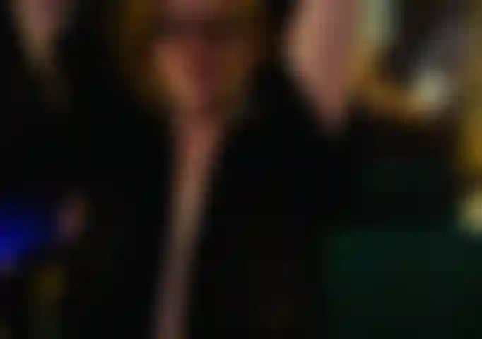 Dich lutscht und dann auf meinem zauberstab reitet, bis ich