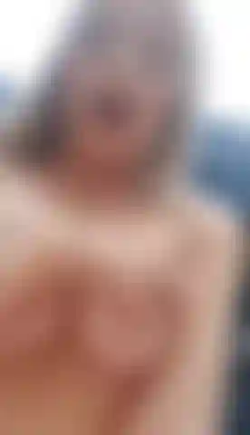 Schau wie cremig du mich gemacht hast - fotze ganz nah.