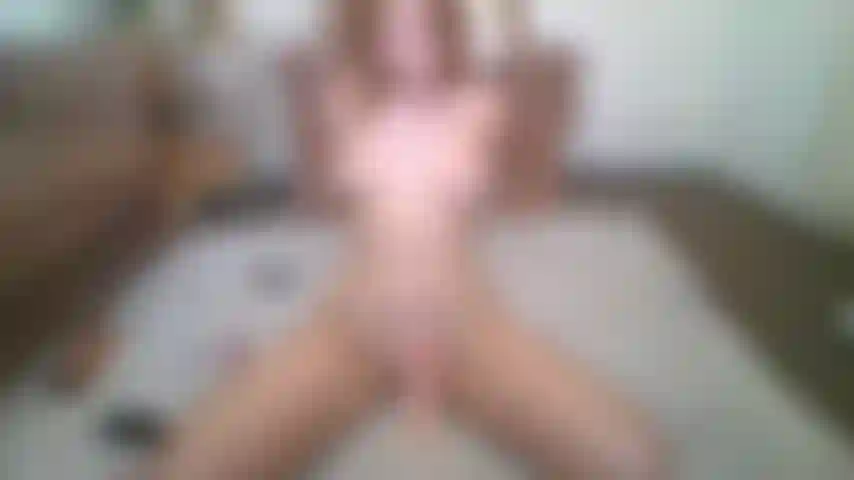 Ich liebe es, deinen großen schwanz zu reiten, papa.