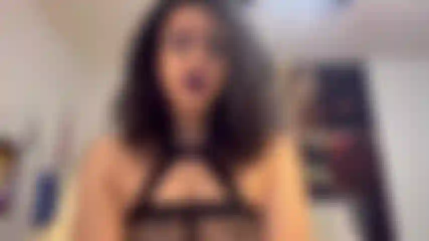 Die titten fickt und trinkgeld lutscht.