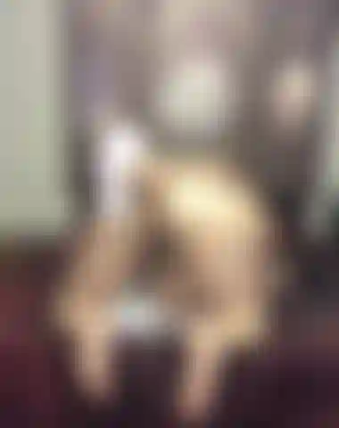 Dp mit wedelndem buttplug-schwanz und riesigem orgasmus.