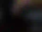 Unter dem schreibtisch stiefelanbetung.