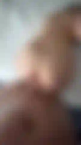 Ich kann nicht aufhören zu stöhnen vom anal-f+cken in einem hotelzimmer.