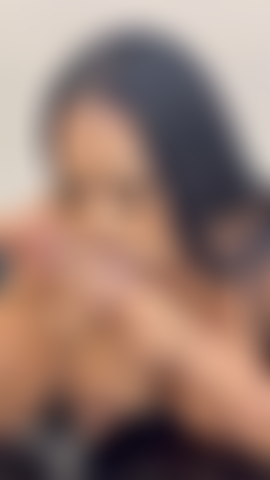 Köstlicher blowjob.