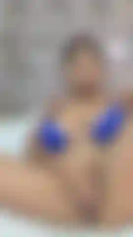 That feels so good, I masturbate my pussy