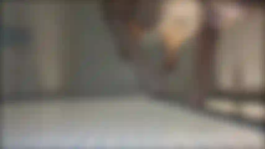 Spionierst du mich beim duschen aus? Ich habe eine heiße dusche, völlig nackt, füße, schaum necken.