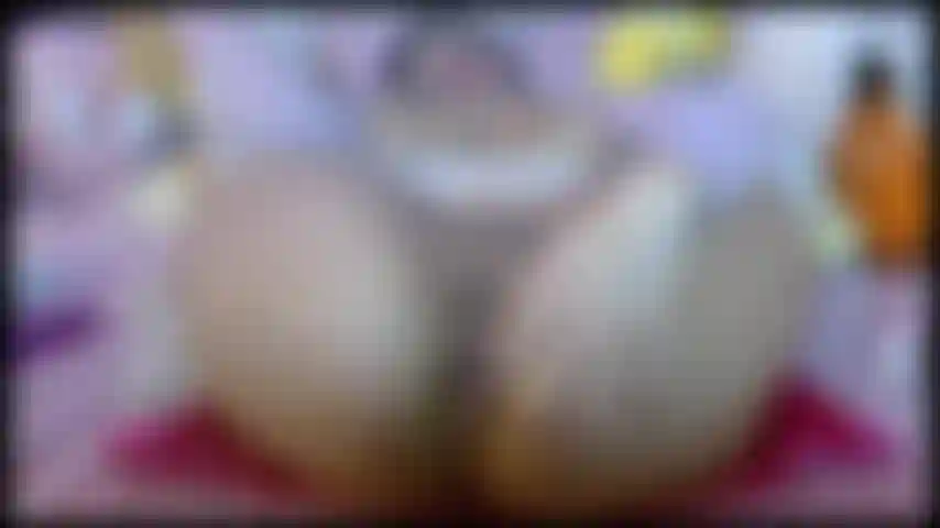 i am new to anal play! watch me stretch out my tight hole for you!