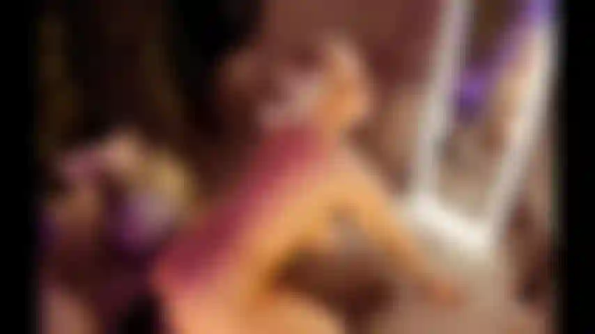 20250212 Nakedtease-spiegel.